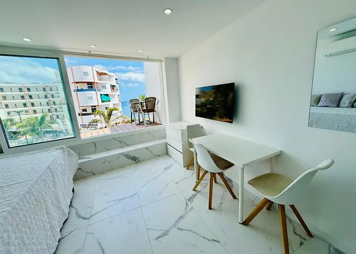 Appartamento Cristianos Must-see Beachfront Apartment, Stunning Views In Tenerife *