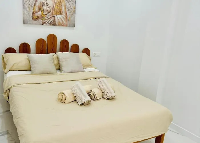 Cristianos Must-see Beachfront Apartment, Stunning Views In Tenerife *