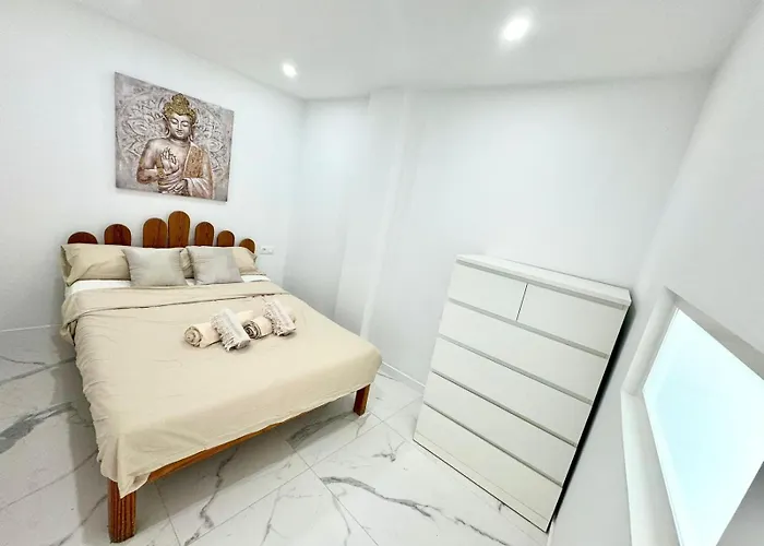 アパート Cristianos Must-see Beachfront Apartment, Stunning Views In Tenerife ロスクリスティアーノス